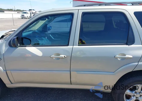 2005 Mazda Tribute S из США, поврежденный, VIN 4F2CZ06175KM49688